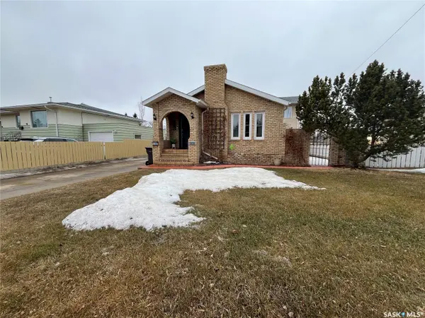 1131 111th STREET, North Battleford, SK S9A 2K4
