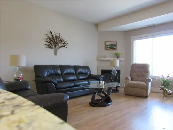 1010 Ruth STREET #222, Saskatoon, SK S7J 4M9