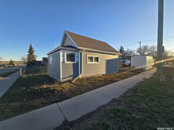 538 9th AVENUE NW, Moose Jaw, SK S6H 4H7