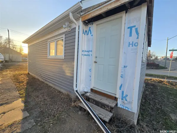 538 9th AVENUE NW, Moose Jaw, SK S6H 4H7