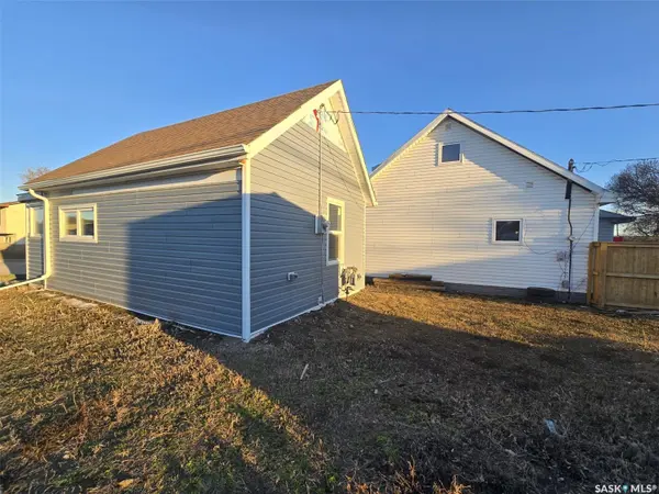 538 9th AVENUE NW, Moose Jaw, SK S6H 4H7