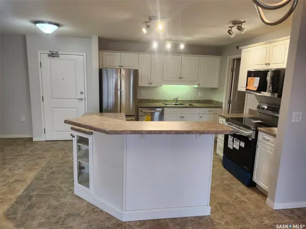 2221 ADELAIDE STREET #604, Saskatoon, SK S7J 5L9