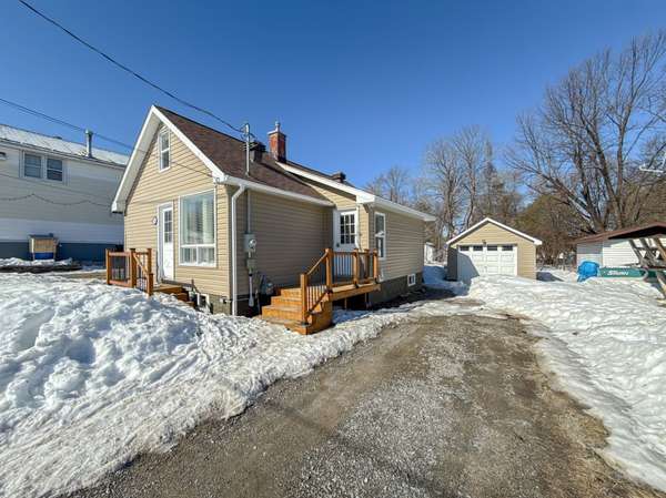 208 Mcdougall AVE, Timmins, ON P0N 1H0