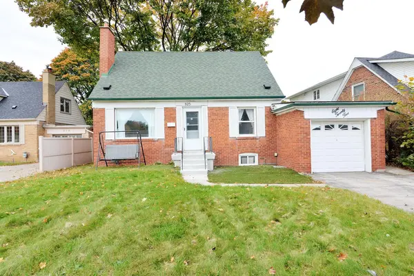 825 North Service RD, Mississauga, ON L4Y 1A2