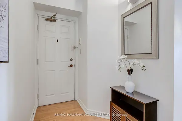 4003 Kilmer DR #312, Burlington, ON L7M 4M1