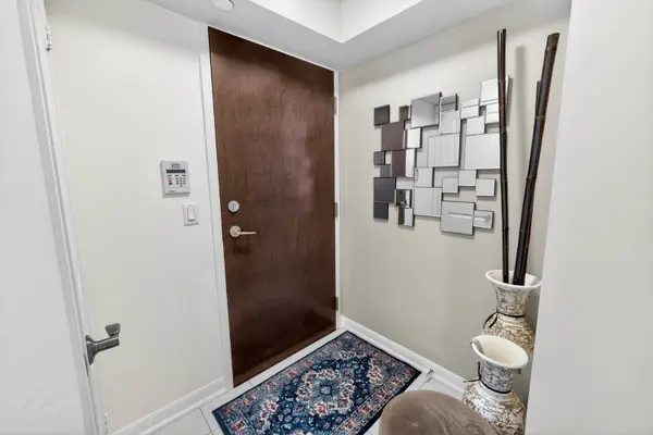 215 Sherway Gardens RD #2010, Toronto W08, ON M9C 0A4