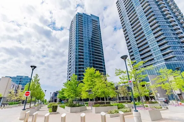 9 Valhalla Inn RD #2906, Toronto W08, ON M9B 1S9