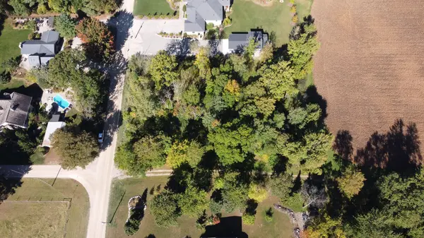 22480 Troops RD, Strathroy-caradoc, ON N0L 1W0