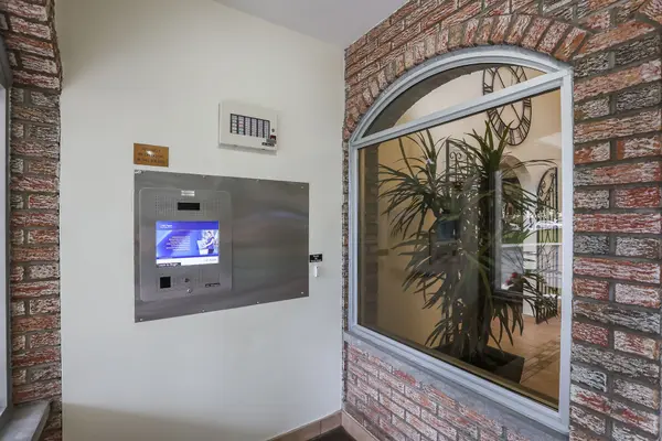 365 Geneva ST #1003, St. Catharines, ON L2N 5S7