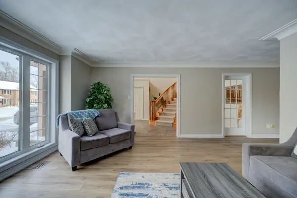 9 Scarfe GDNS, Brantford, ON N3T 6B2