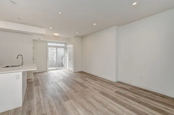 405 Myers RD #1, Cambridge, ON N1P 0B6