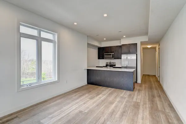 405 Myers RD #2, Cambridge, ON N1P 0B6