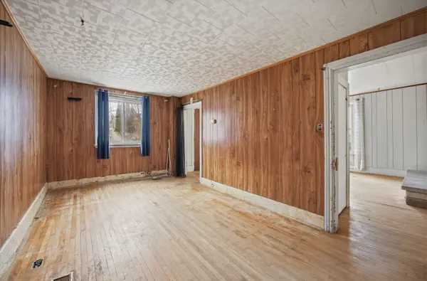 88 Charles ST, Carleton Place, ON K7C 2Y3