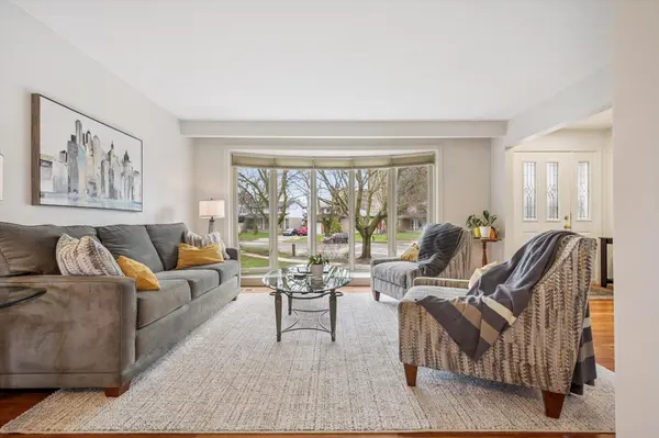 9 Skye PL, Guelph, ON N1G 1M5