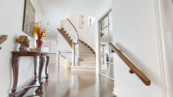 239 Hunterbrook ST, Kanata, ON K2K 0E5