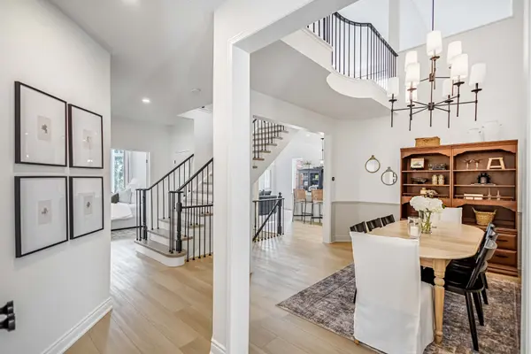 10 Anderson CT, Hamilton, ON L9G 4Z7