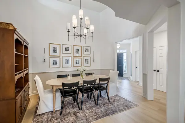 10 Anderson CT, Hamilton, ON L9G 4Z7