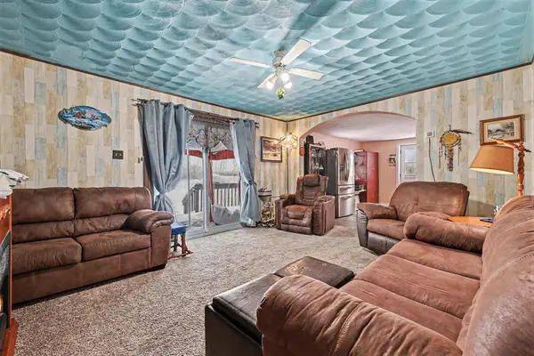 295 Glenview RD, Drummond/north Elmsley, ON K7A 4S4