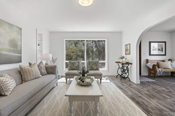 261 Portage RD, Kawartha Lakes, ON K0M 1B0