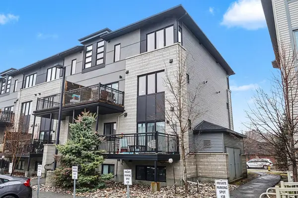 454 Via Verona ST #36, Barrhaven, ON K2J 6B3