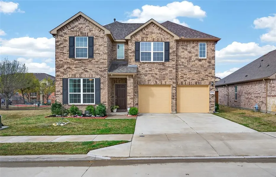 6049 Iron Creek Road, Fort Worth, TX 76137