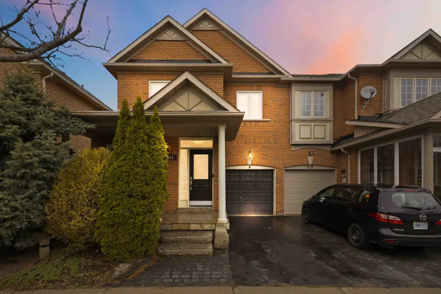 121 Hopecrest RD, Markham, ON L6C 2V7