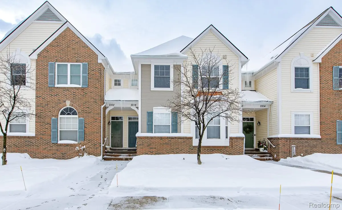 2206 Paradise TRL, Oxford Charter Township, MI 48371