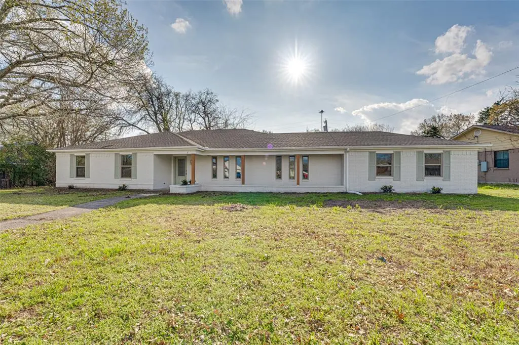 7 Post Oak Trail, Greenville, TX 75402