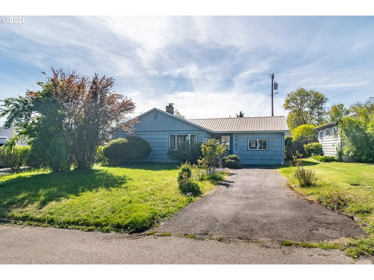 3064 NE PORTER ST, Roseburg, OR 97470