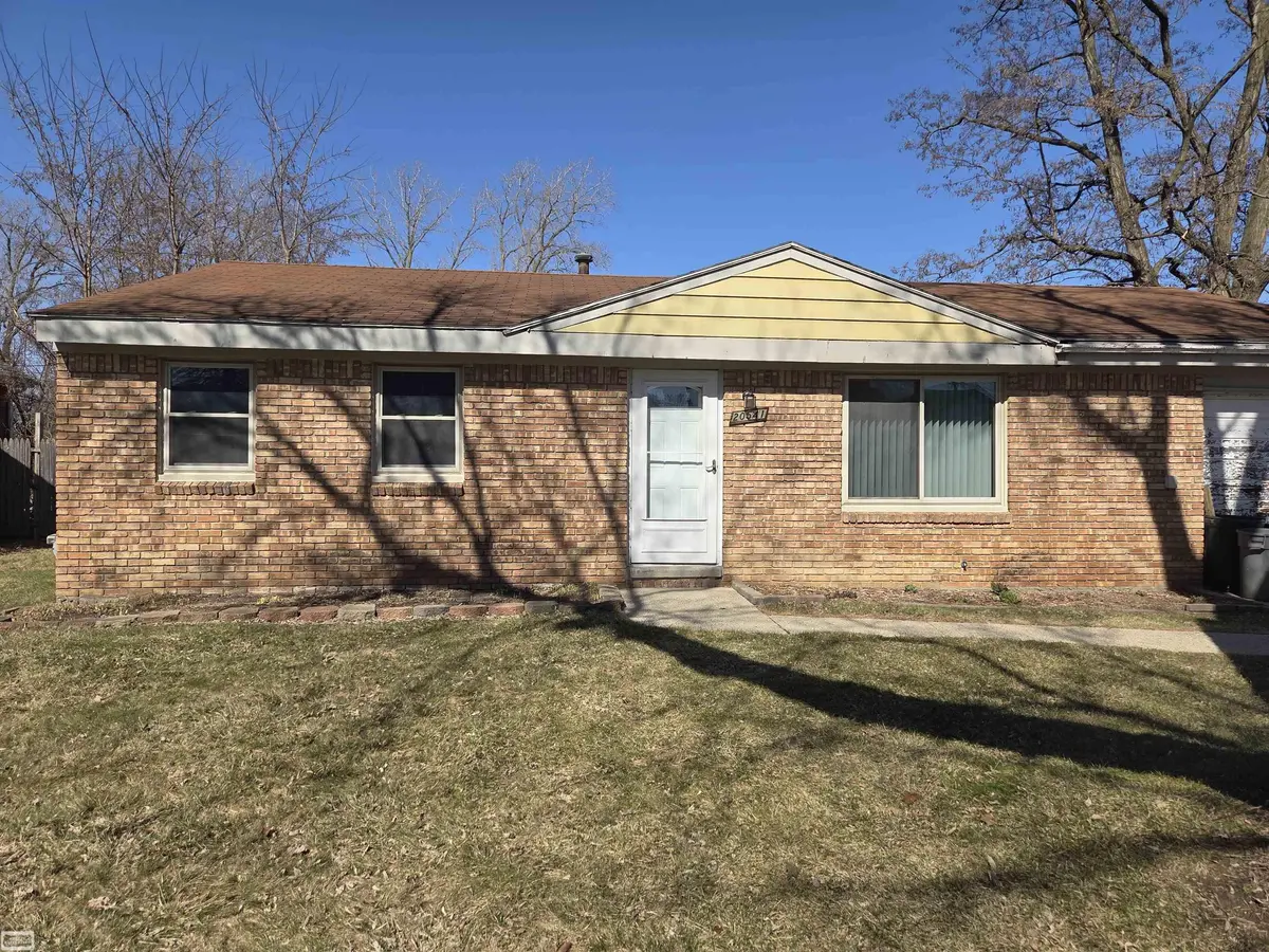 20541 Finley ST, Clinton Twp, MI 48038