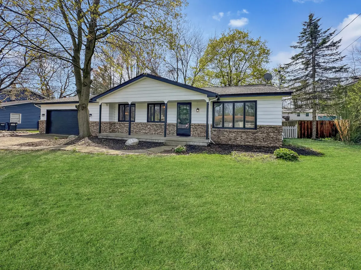 6160 Del Cano DR SE, Cascade Twp, MI 49546