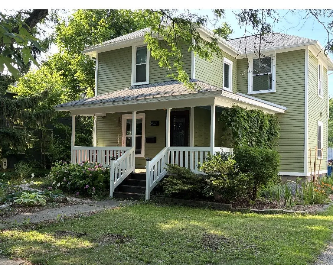 952 Sheridan ST, Ypsilanti City, MI 48197