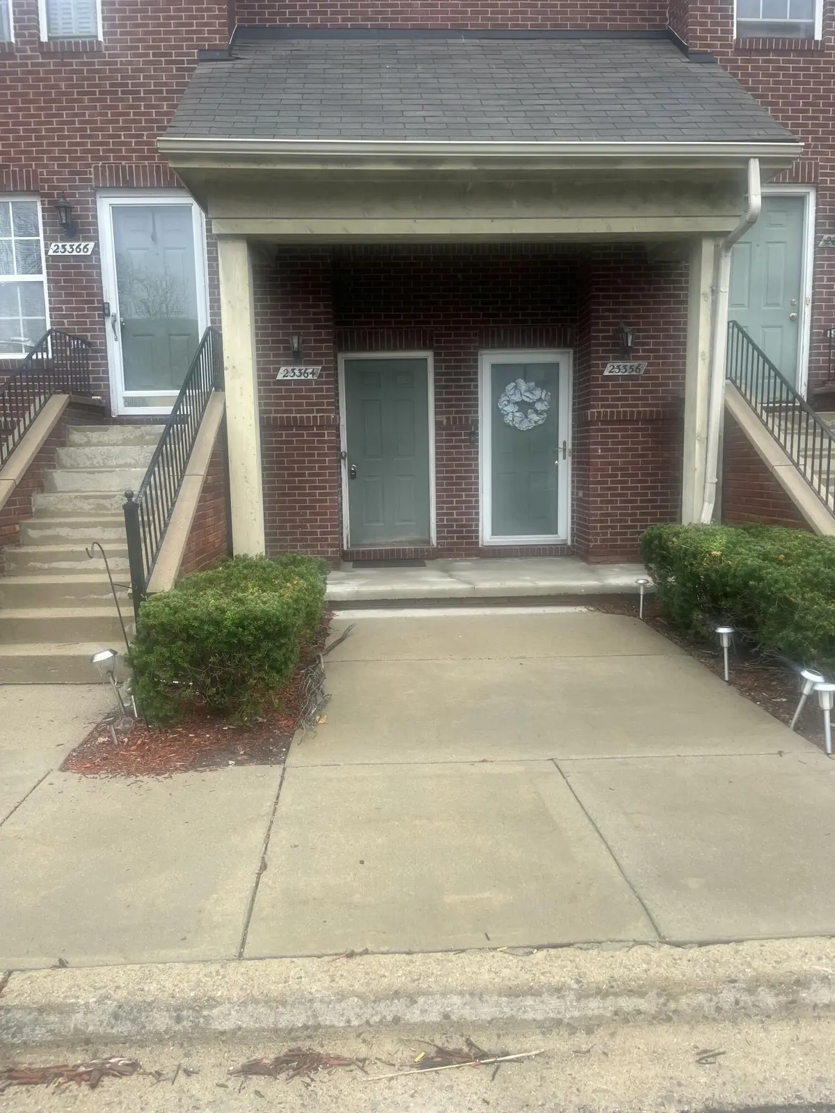 23364 Cornerstone Village DR, Southfield City, MI 48075