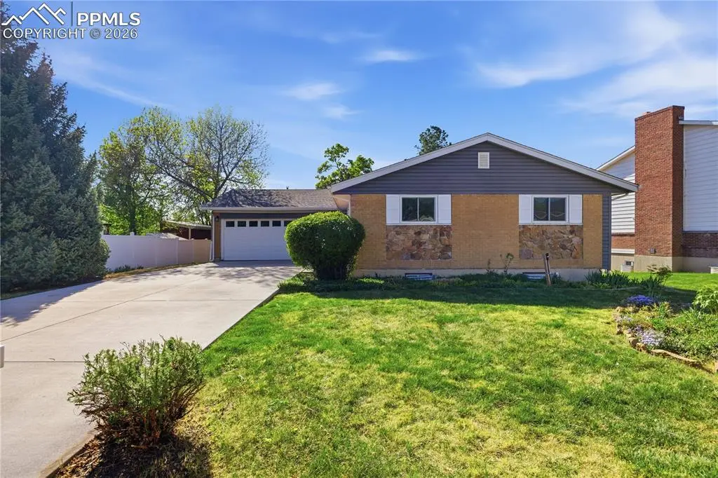 570 Catalina DR, Colorado Springs, CO 80906