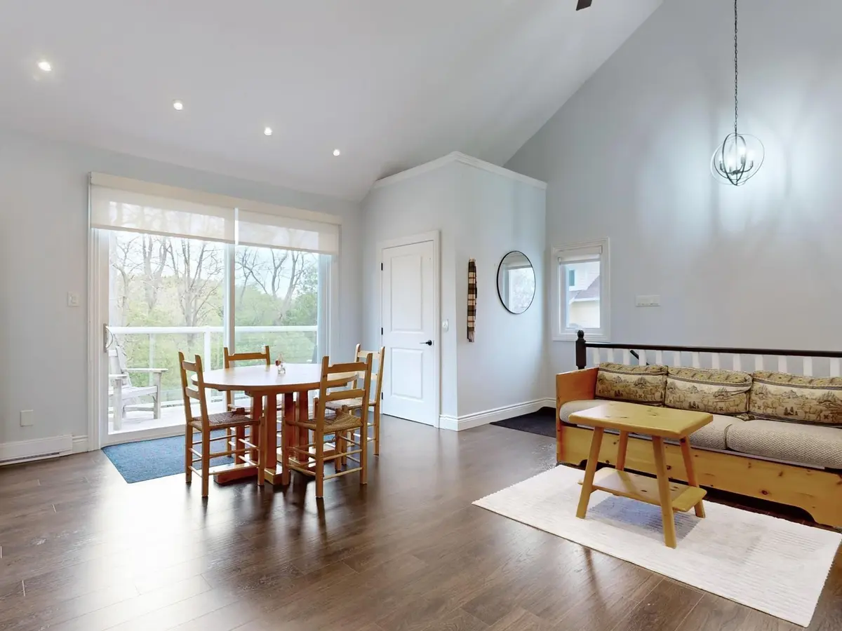 6 Macleod Estate CT, Richmond Hill, ON L4E 0B1