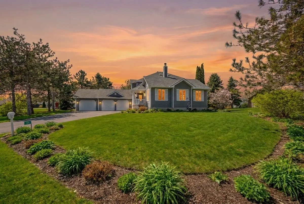 54 Highland DR, Oro-medonte, ON L0L 2L0