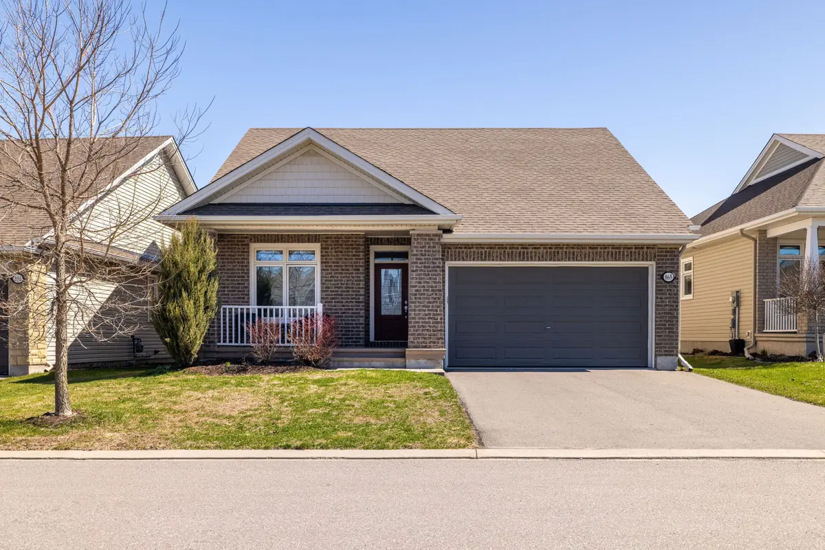 865 Tewin CIR, Orleans - Cumberland And Area, ON K4A 1K1