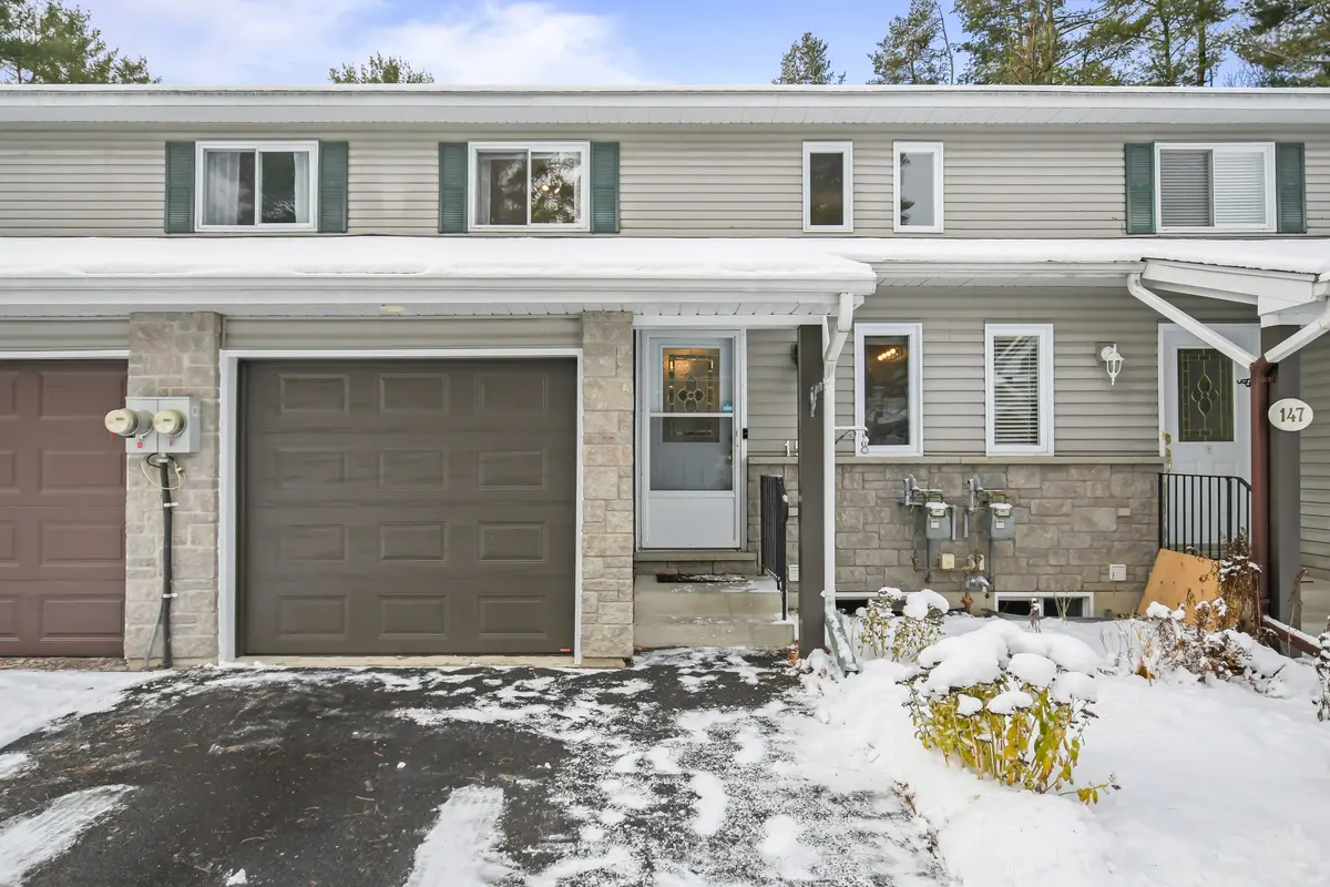 151 Pine ST, Bracebridge, ON P1L 2H8