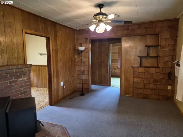 5659 SW SPRING HILL RD, Gaston, OR 97119