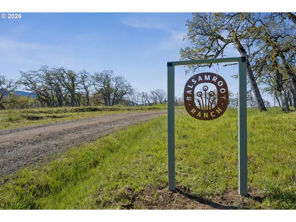 232 ODA KNIGHT RD, Lyle, WA 98635