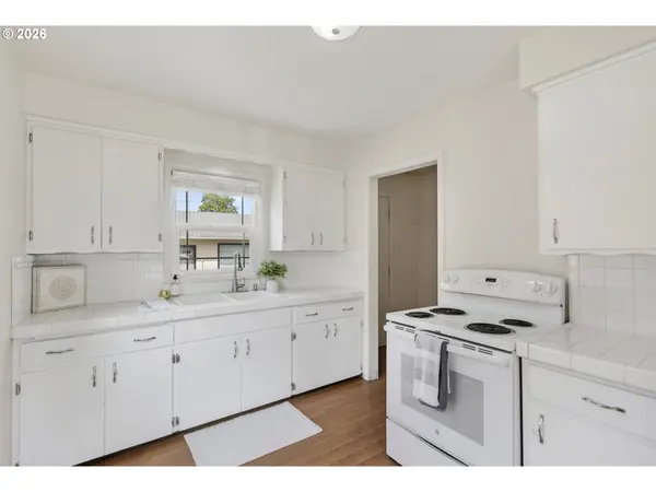 507 19TH AVE, Longview, WA 98632