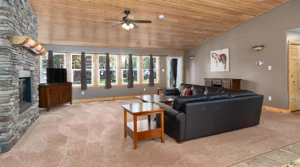 101 Arbutus DR, Clear Lake, MB R0J 1N0