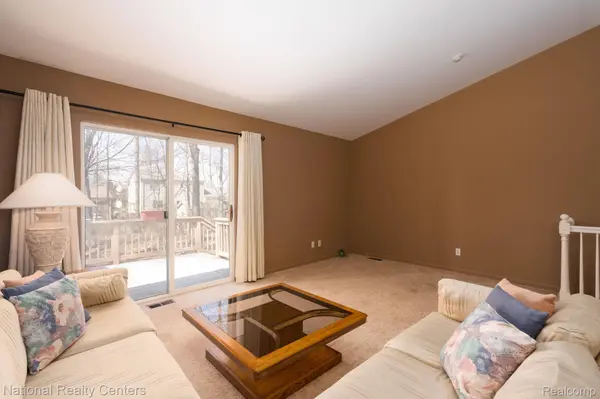 41642 Haggerty Woods CT, Canton Charter Township, MI 48187