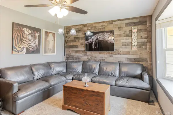 7357 Ponderosa DR, Mundy Township, MI 48473