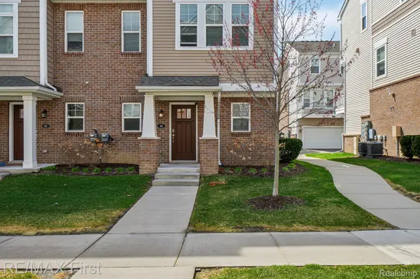 2500 Normandy RD #44, Royal Oak, MI 48073