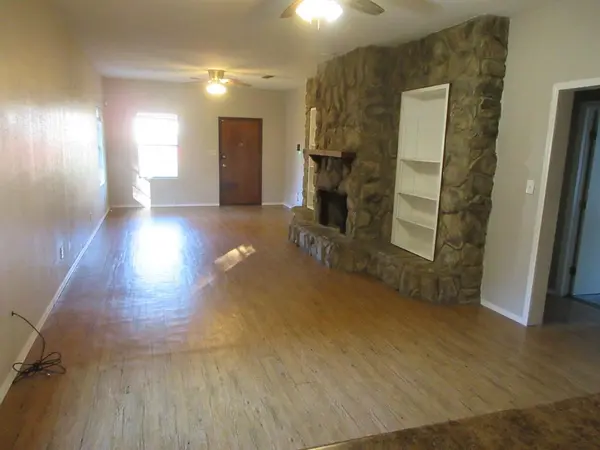 1021 Scarpengo Road, Shreveport, LA 71107