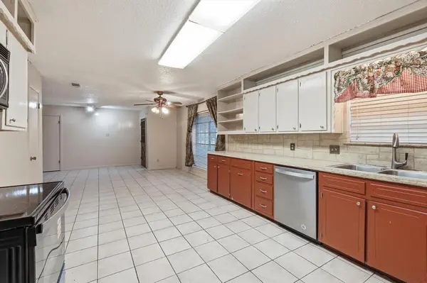 105 Corral Drive, Fort Worth, TX 76244