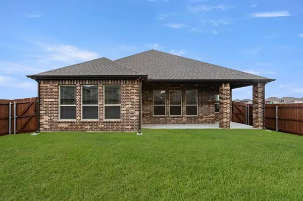 1315 Woodpecker Lane, Mansfield, TX 76063