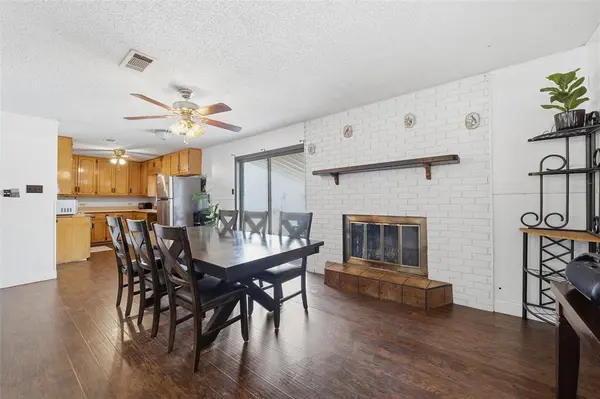 2724 Old Robinson Road, Waco, TX 76706