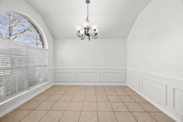 2217 Trickling Creek Drive, Garland, TX 75041